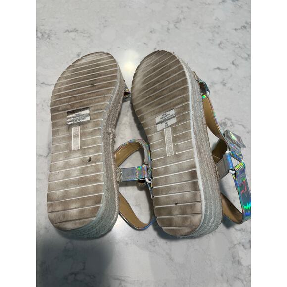 Nine West Women’s Glampin Wedge Espadrille Casual Sandals Size 9.5 Beige Silver - Picture 8 of 9